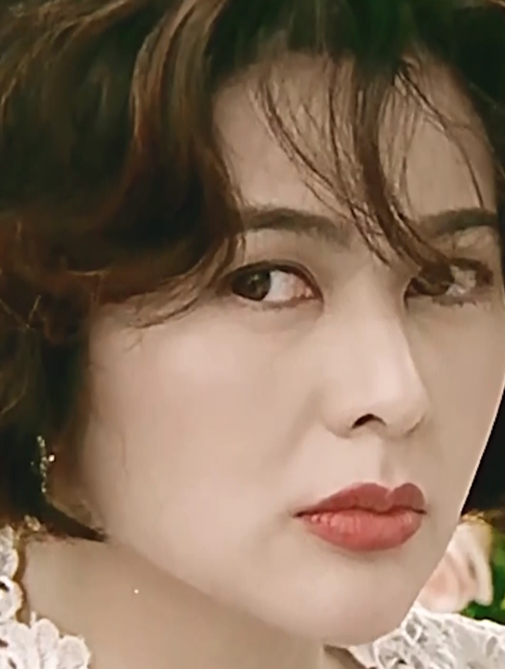 关之琳,难以忘记初次见到她时的美丽,宛如天女下凡!-度小视