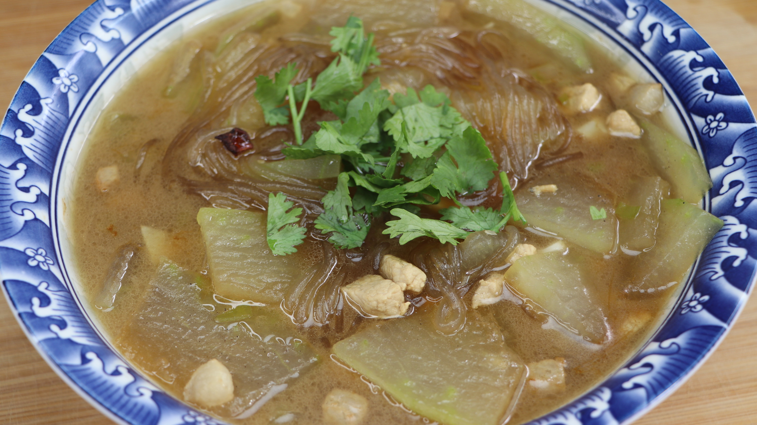 老式冬瓜汤，少油少盐少调料，我家一周喝5次，怎么吃也不腻