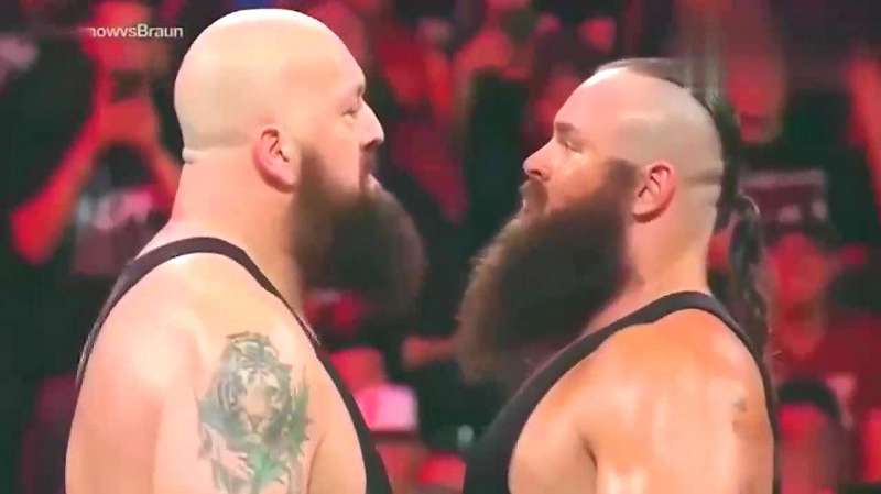 wwe强者之间的对决大秀哥vs斯特劳曼观众看得目不转睛