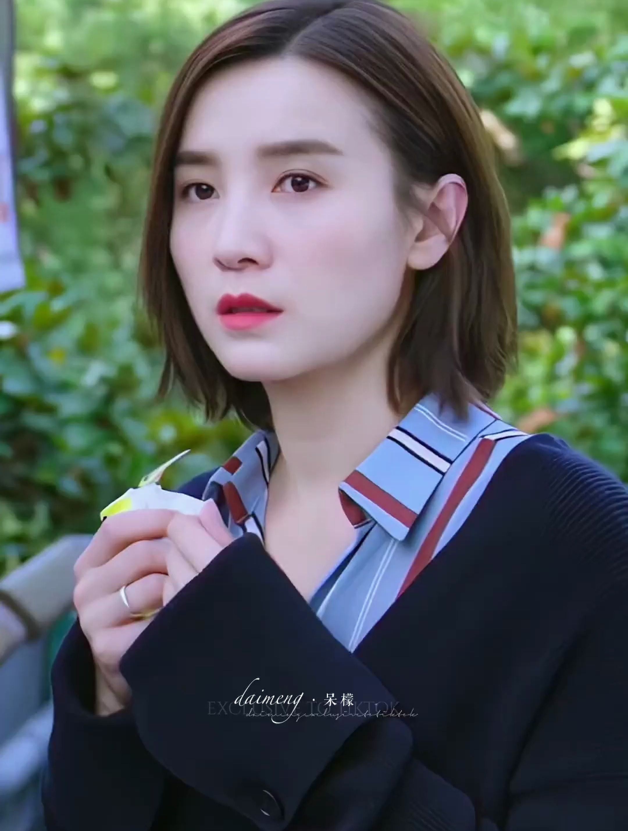 宋佳她是一个不折不扣的东北姑娘