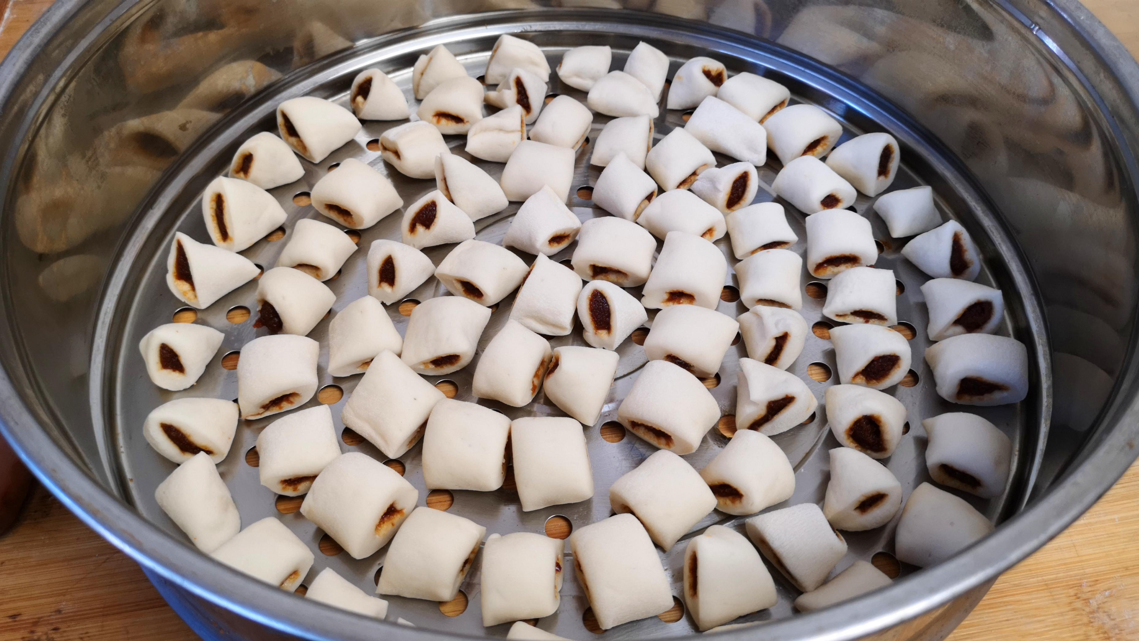 馒头这样做,秒杀超市小零食,松软香甜一口一个,营养健康超简单