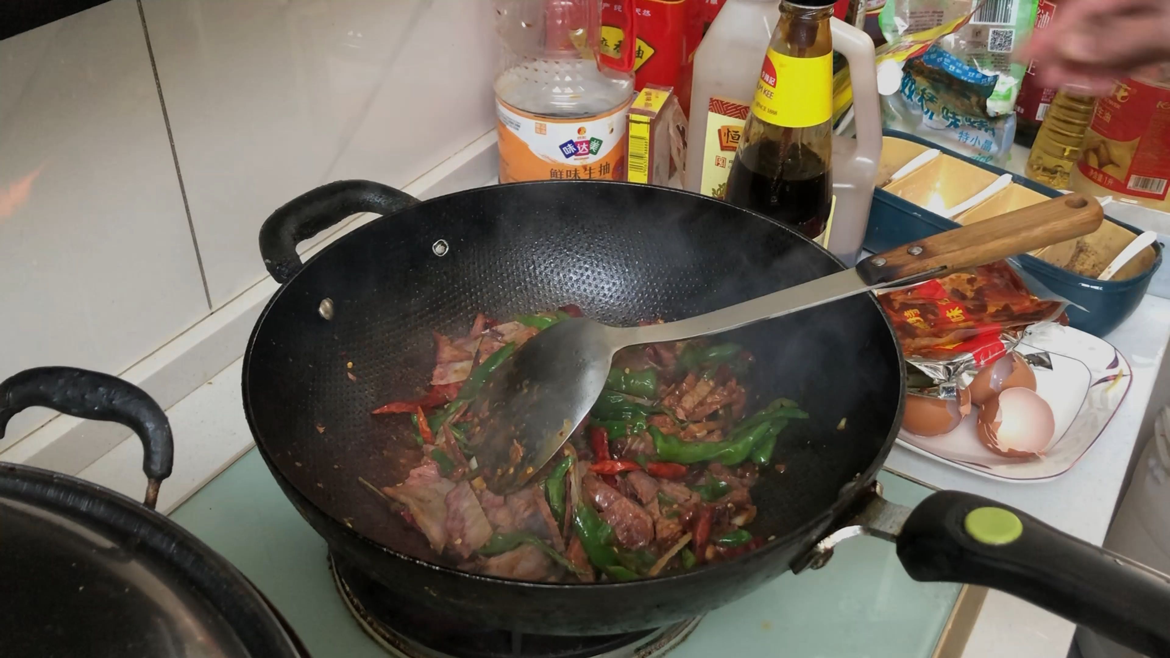 辣椒炒牛肉——又辣又香,能干两碗饭