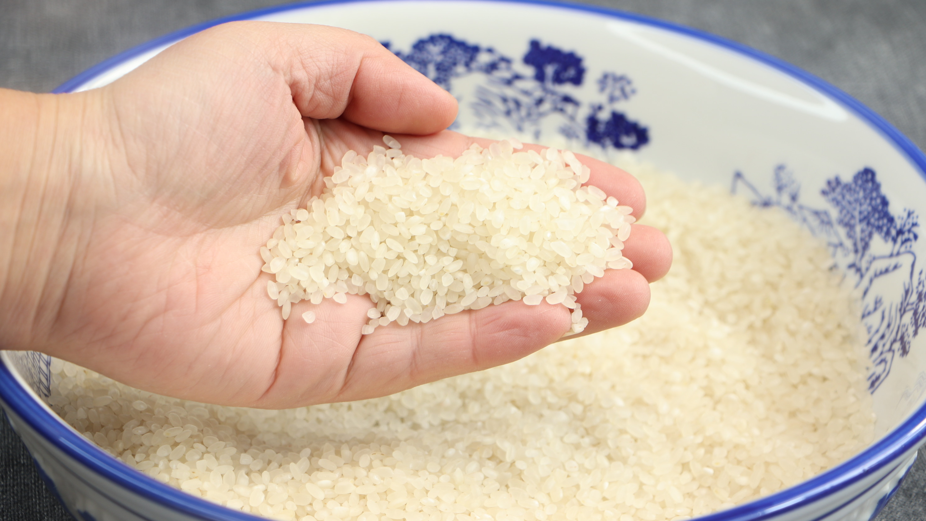 蒸米饭绝招,大厨教你不外传的方法,出锅松软香甜,超好吃