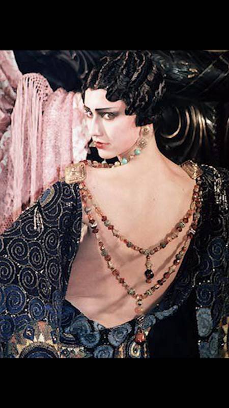 来看看海盗爷时期的迪奥黄金时代-度小视