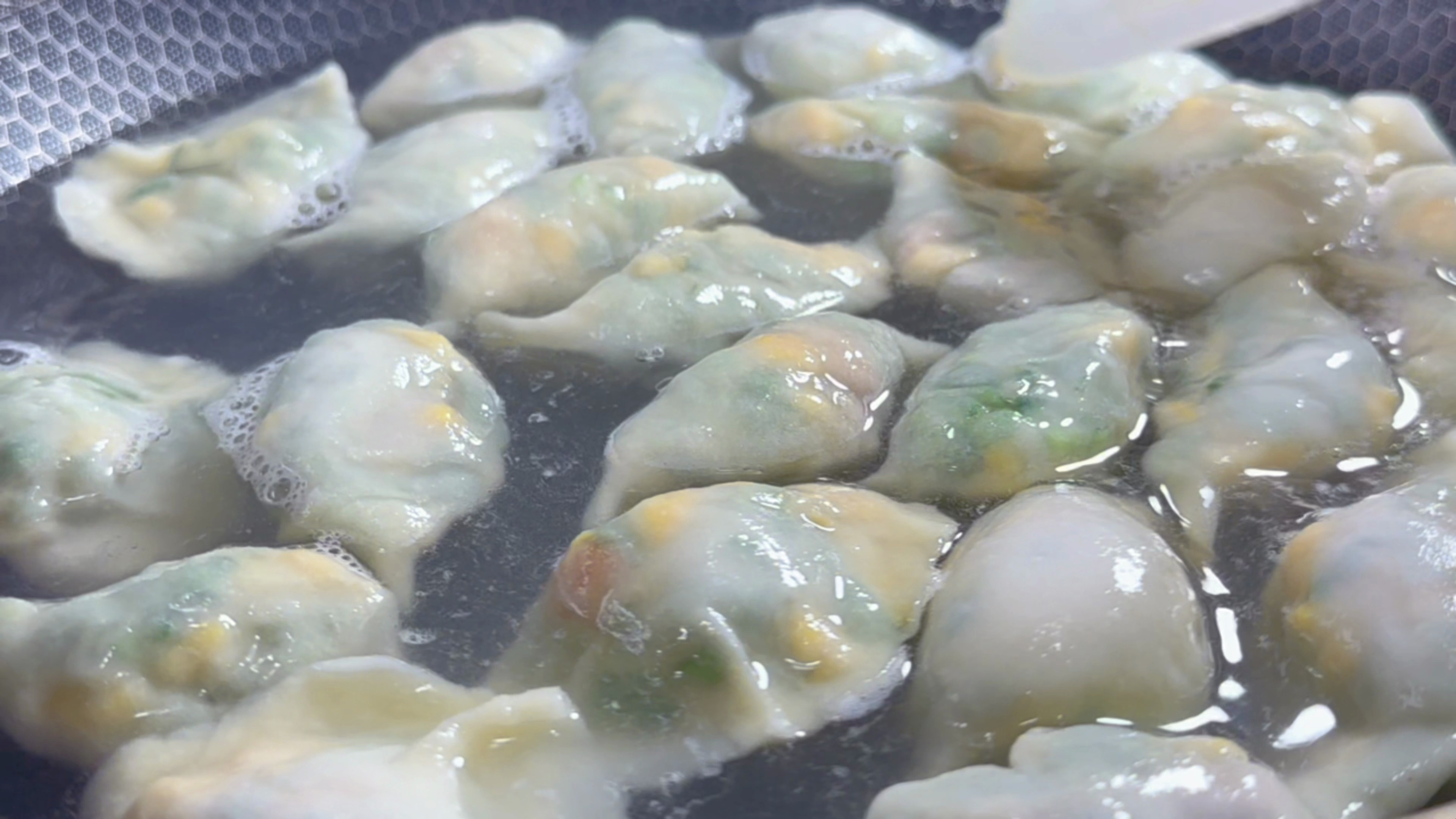 明日夏至,不吃大鱼大肉也要多吃这馅饺子,营养均衡味道香,真鲜