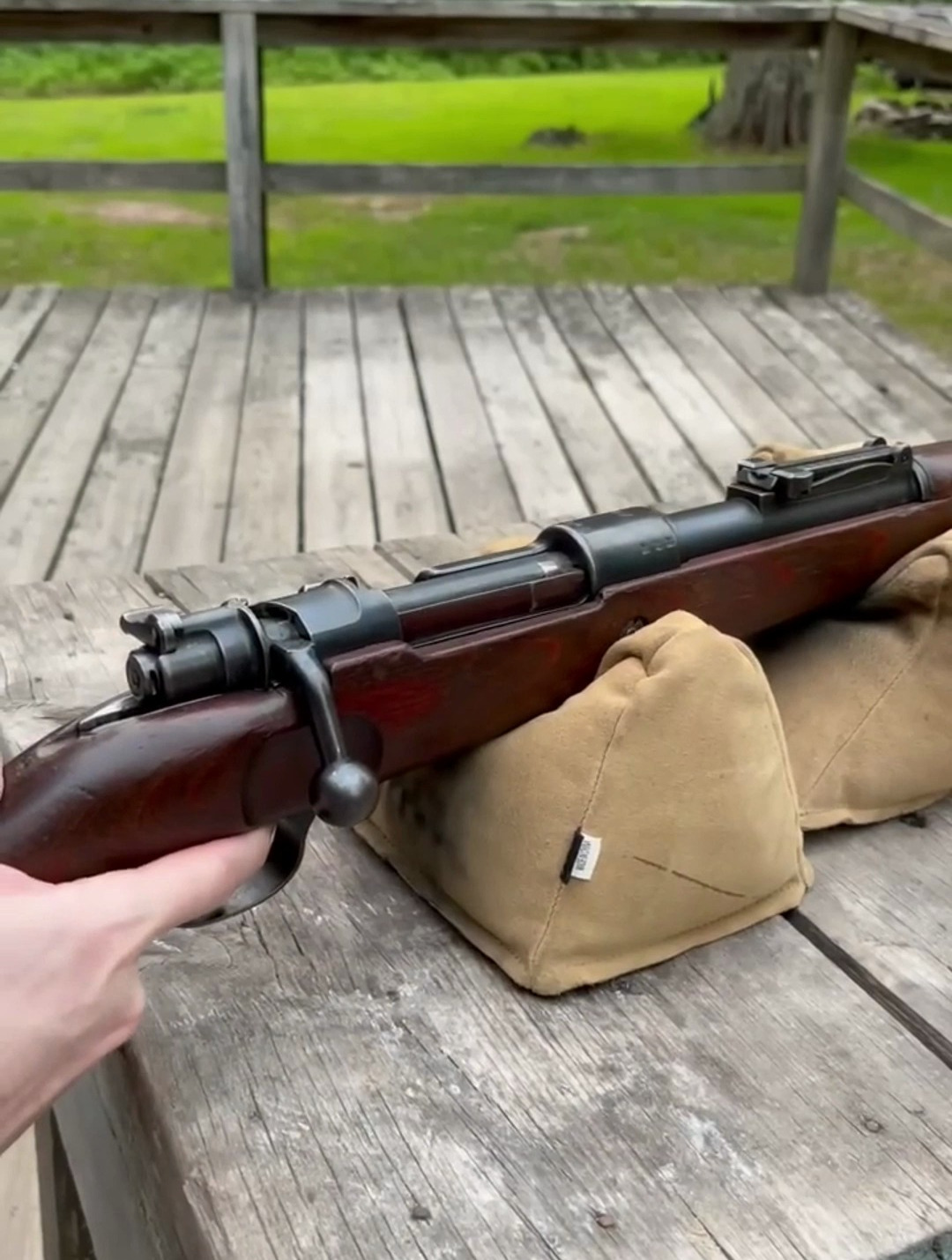 沉浸式体验二战期间最著名的步枪之一kar98k步枪,人称98k步枪