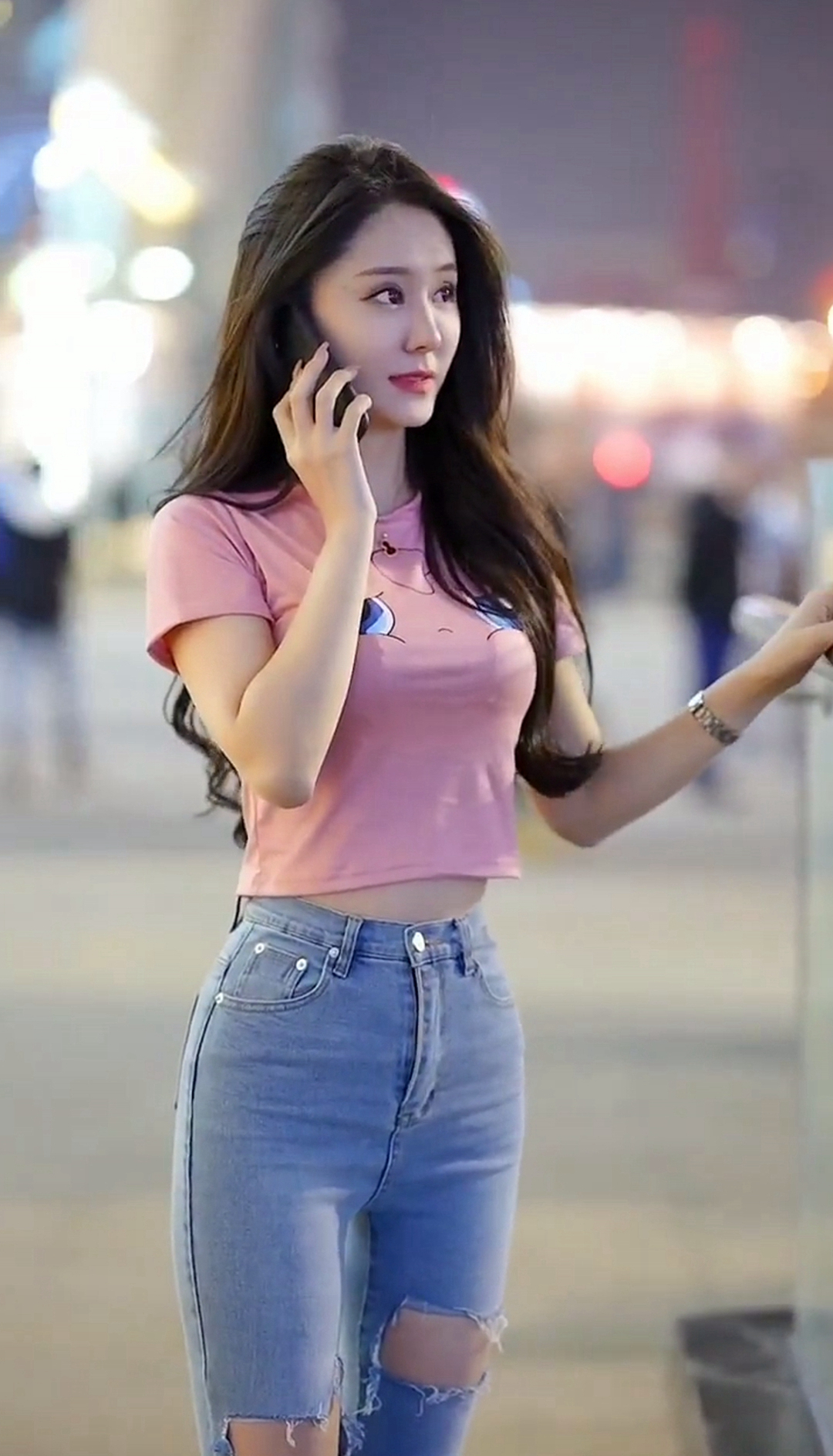 美女街拍 气质美女 完美身材 大胸美眉 爱了爱了-度小视