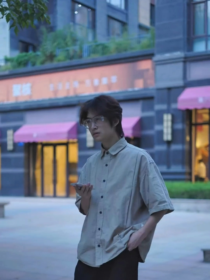 月入两千当神豪 23