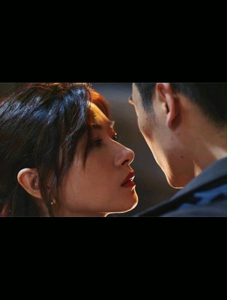 万茜霸气索吻朱亚文,连看10遍都脸红-度小视