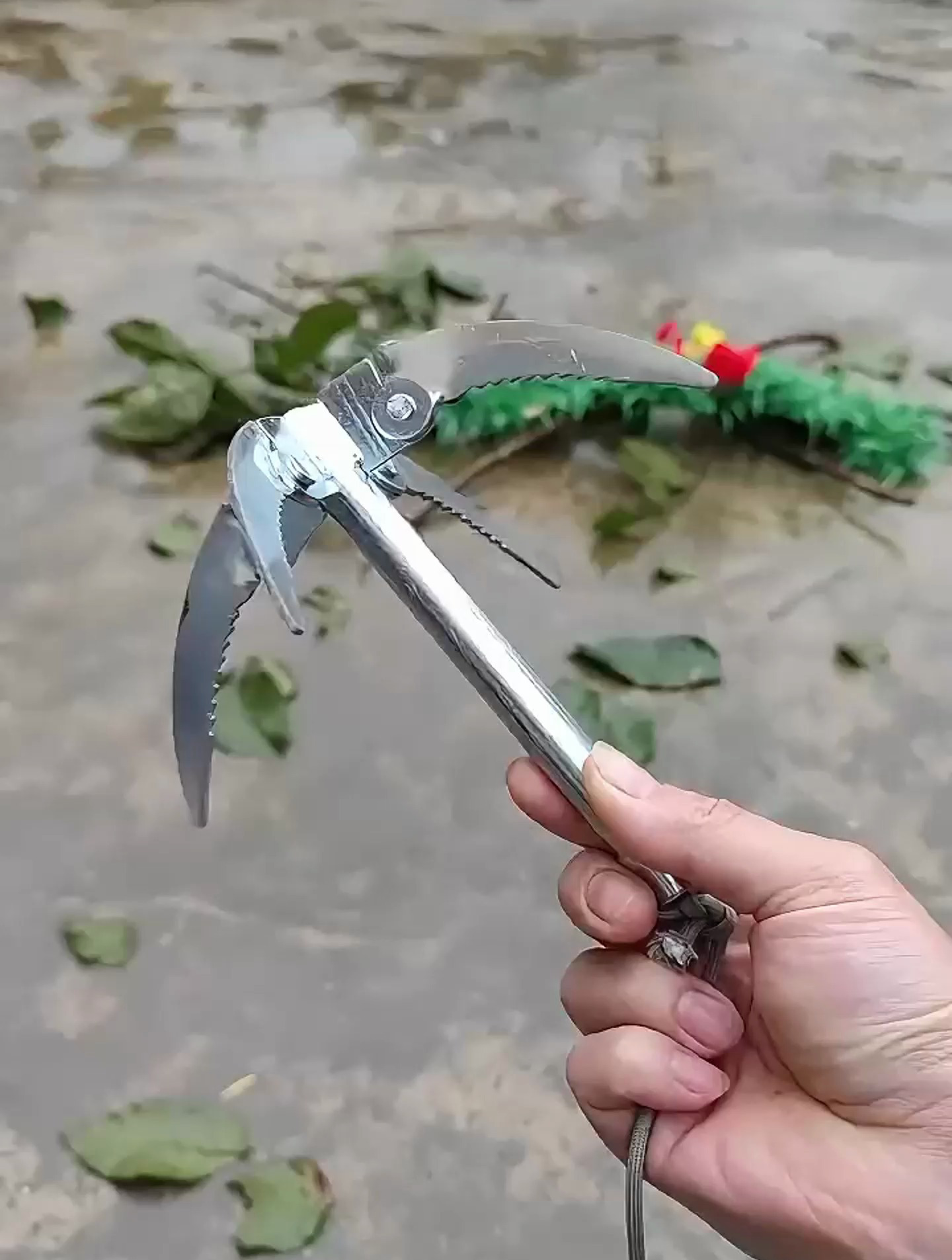 能钩水草能钩重物的折叠四爪锚刀户外钓鱼必备神器