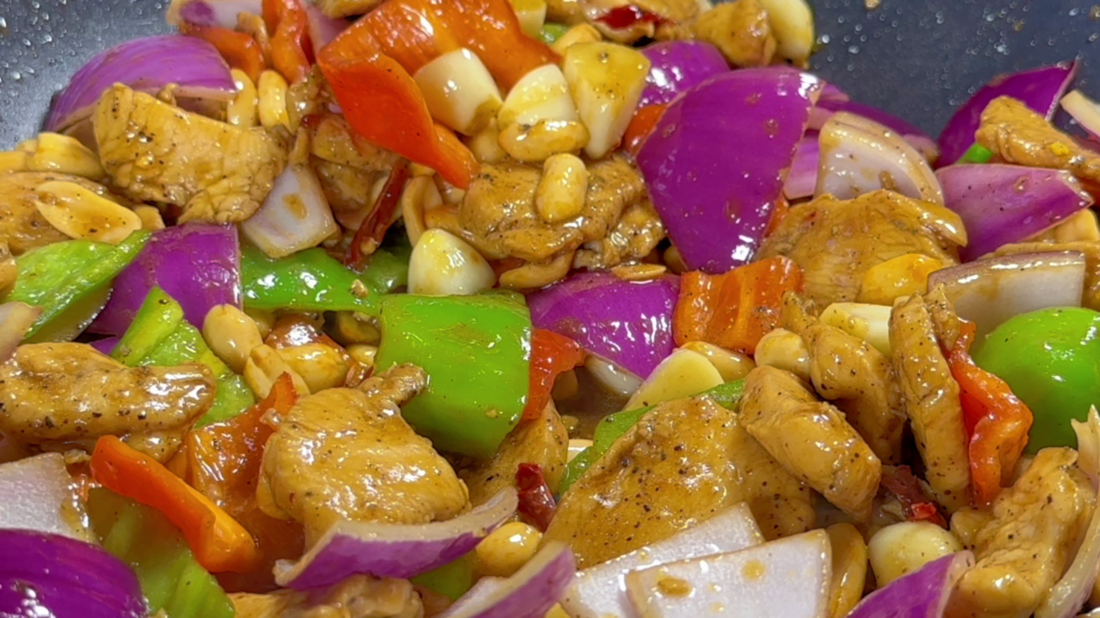 夏天要多吃鸡胸肉,教你一个神仙吃法,不烤不油炸,1周8次吃不腻