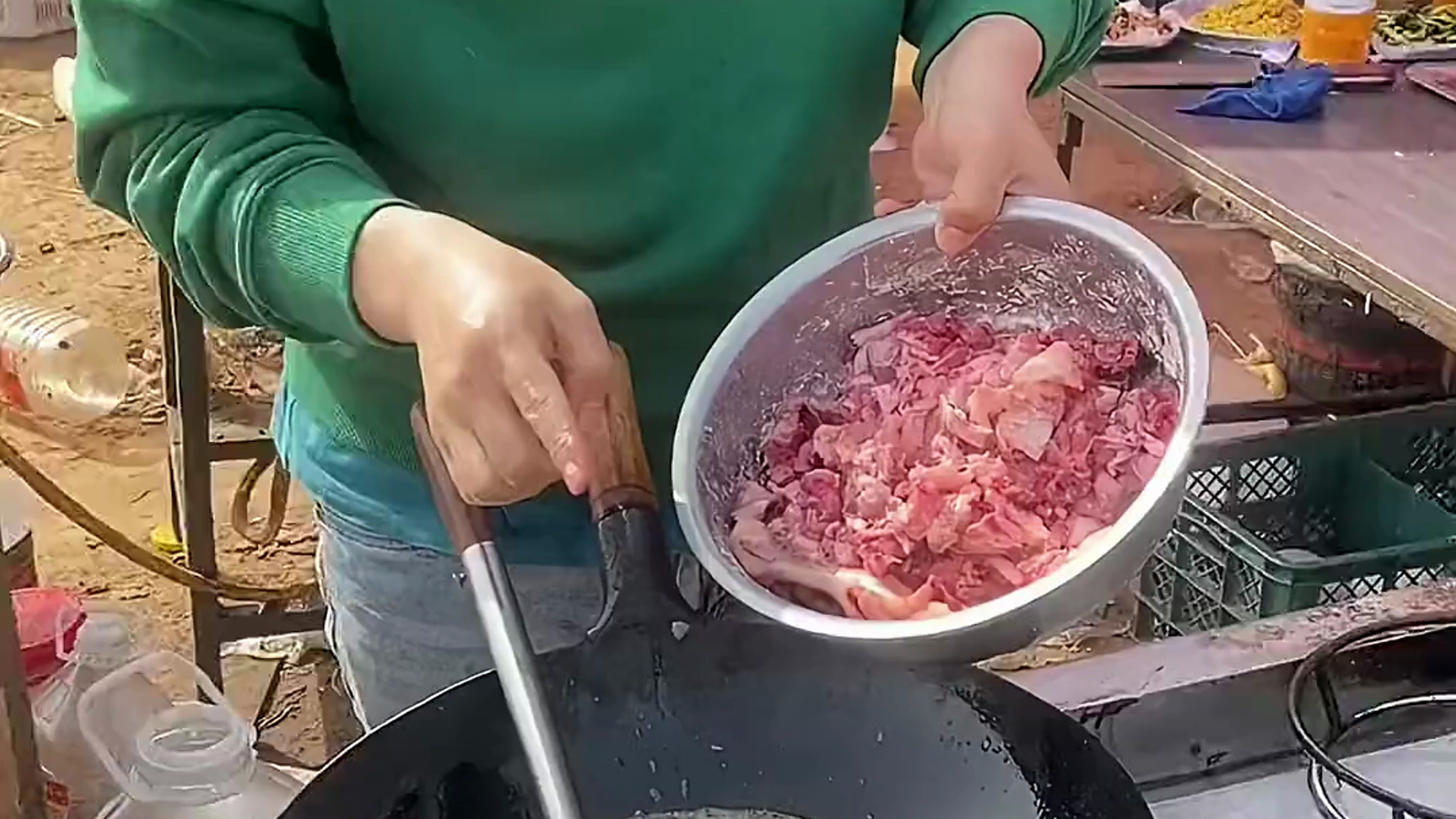 歌乐山辣子鸡,油炸一切,技惊四座,路边摊美味