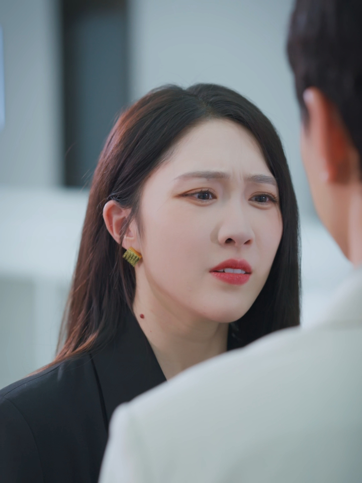 《中年危机我闪婚美女总裁》 20