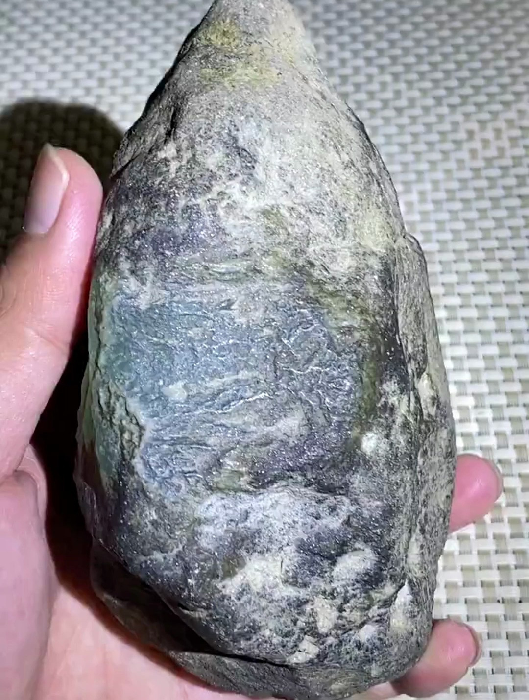 老坑莫湾基色带料,皮壳完整油性十足,皮壳完整油性足!-度小视