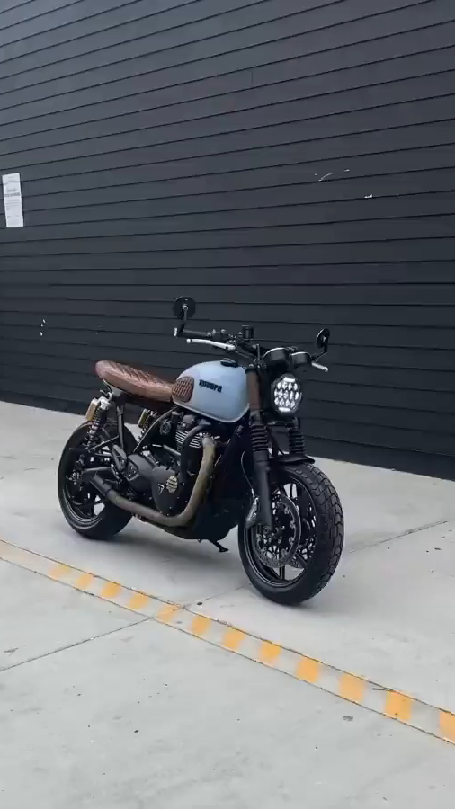 凯旋thruxton900改装案例