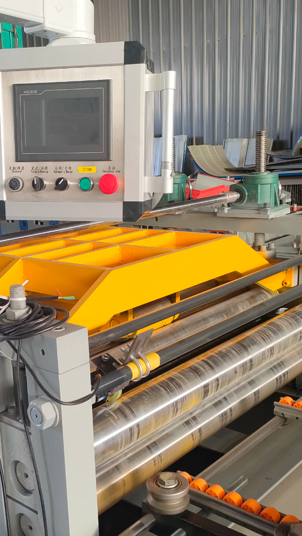 不锈钢板校平机开平分条一体机电动剪板机