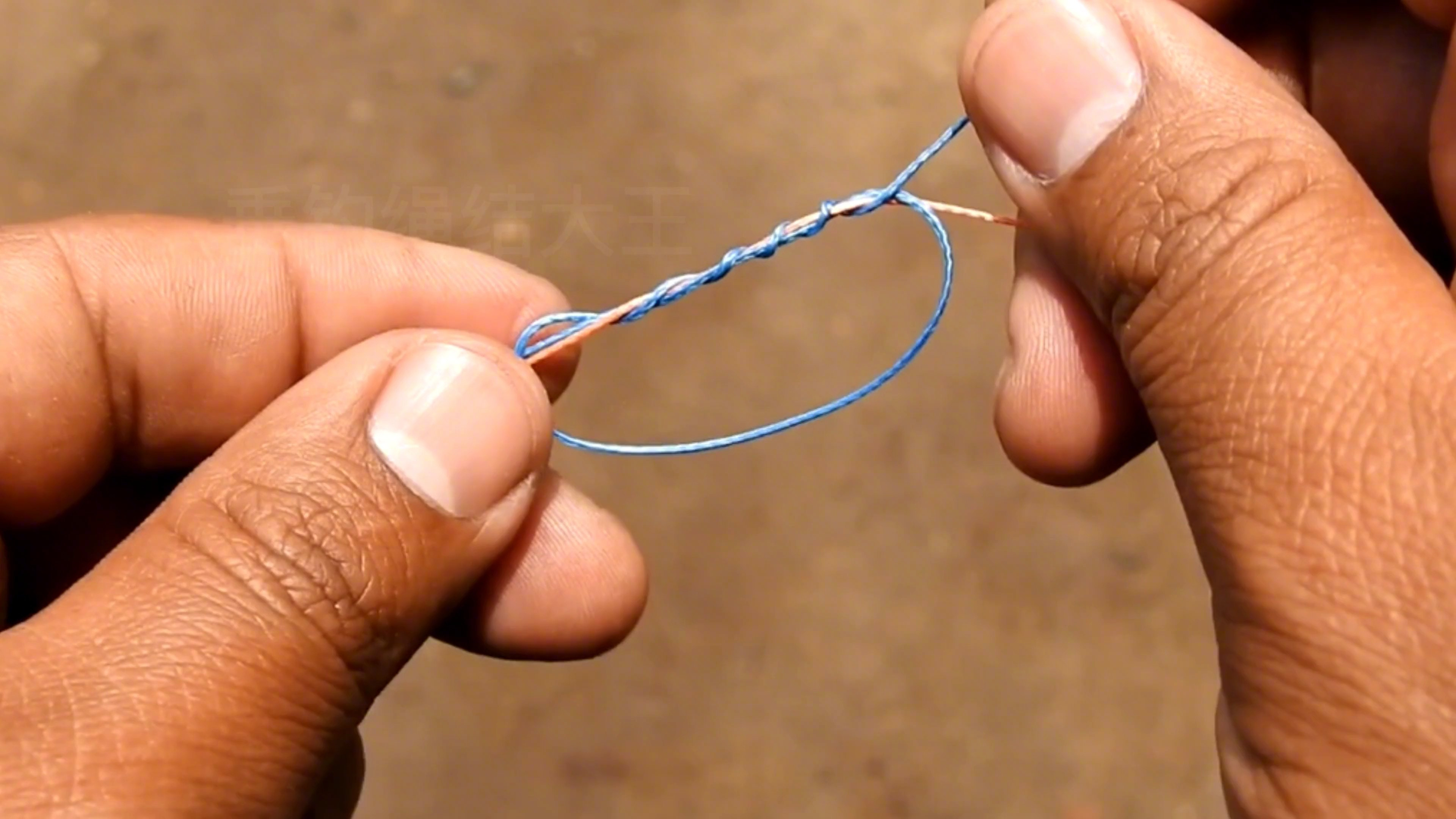 鱼线断了用邓肯结连接在一起,简单又好用的线结