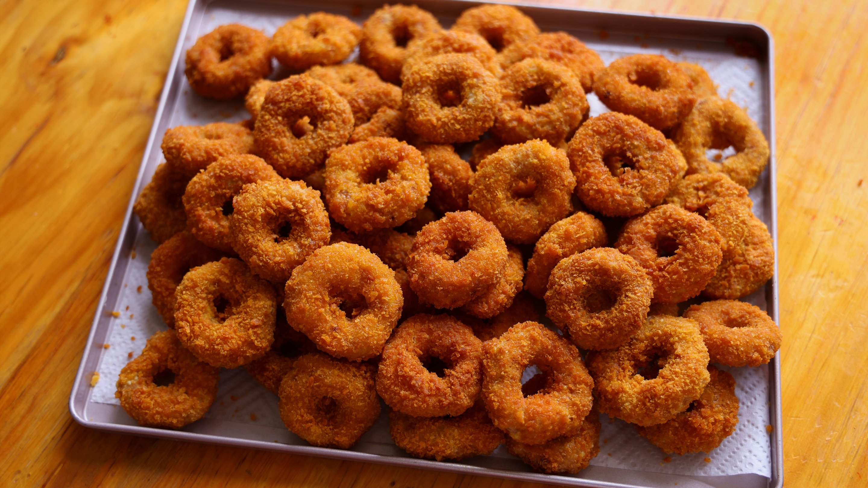 9个鸡腿做60个洋葱圈,让你一次吃过瘾,比鸡米花还好吃