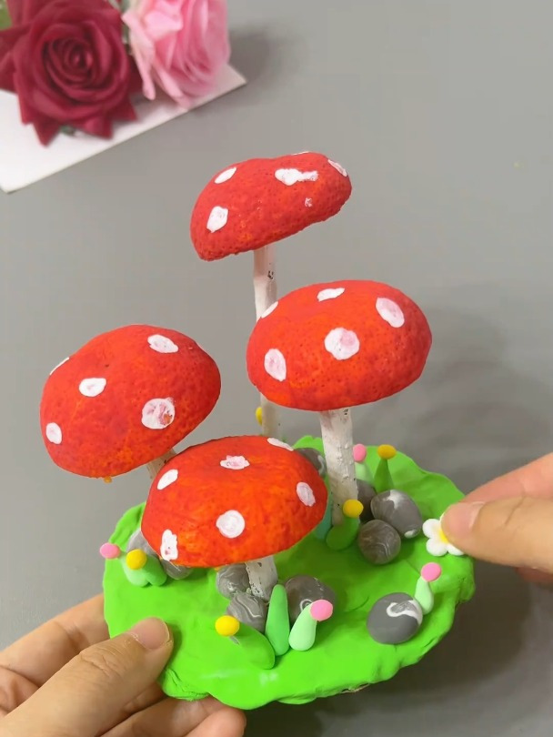 用橘子皮和树枝来做立体小蘑菇摆件吧 亲子手工 幼儿园手工