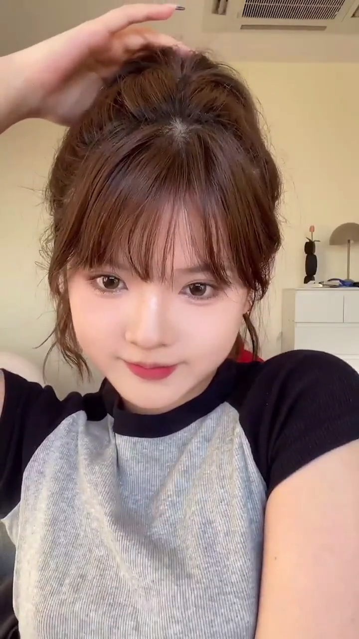 超适合圆脸颅顶贼高贼显脸小的高马尾这就安排