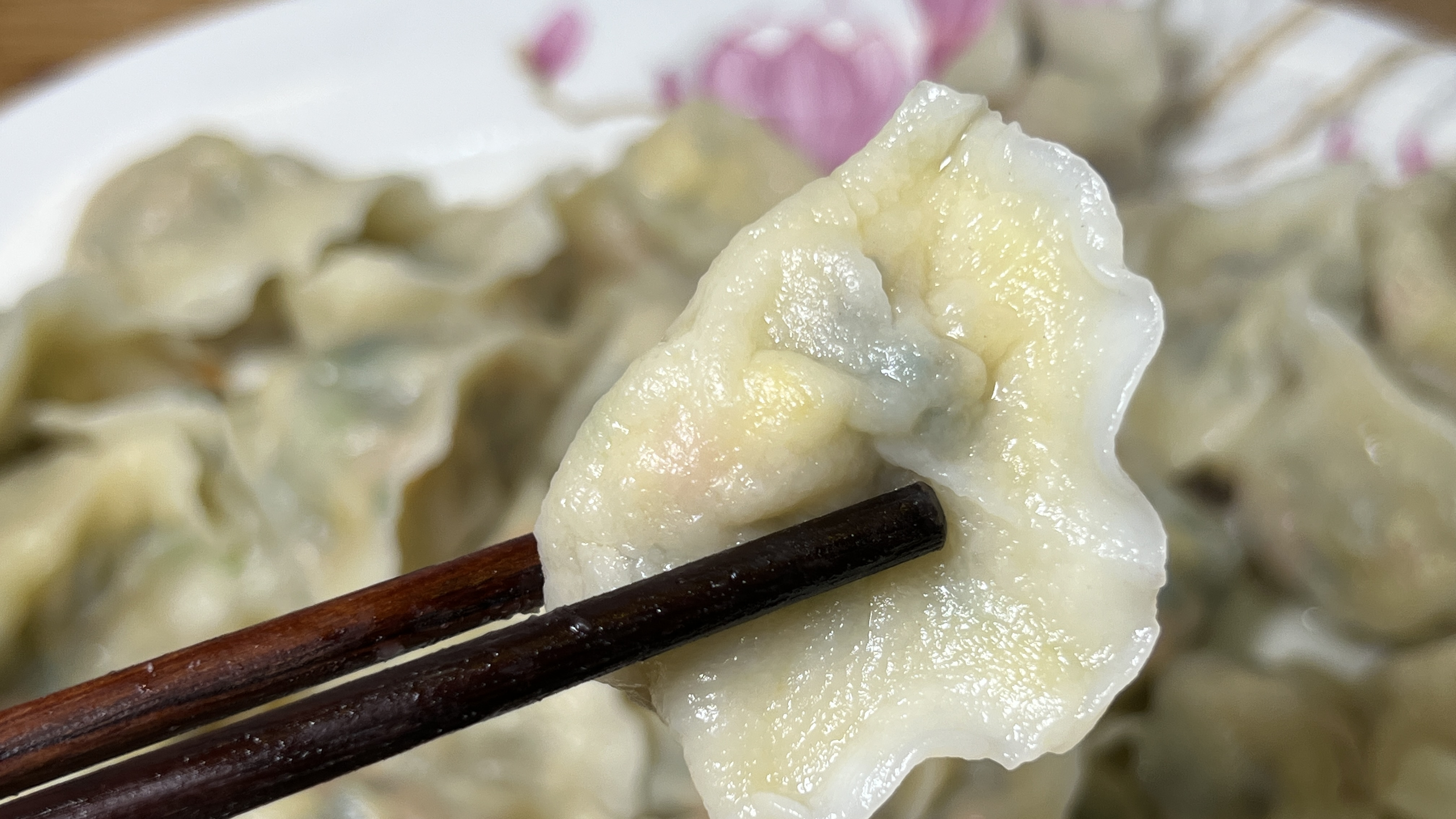 好吃不如饺子,特殊时期在家做美味,素水饺看着有食欲,一口一个