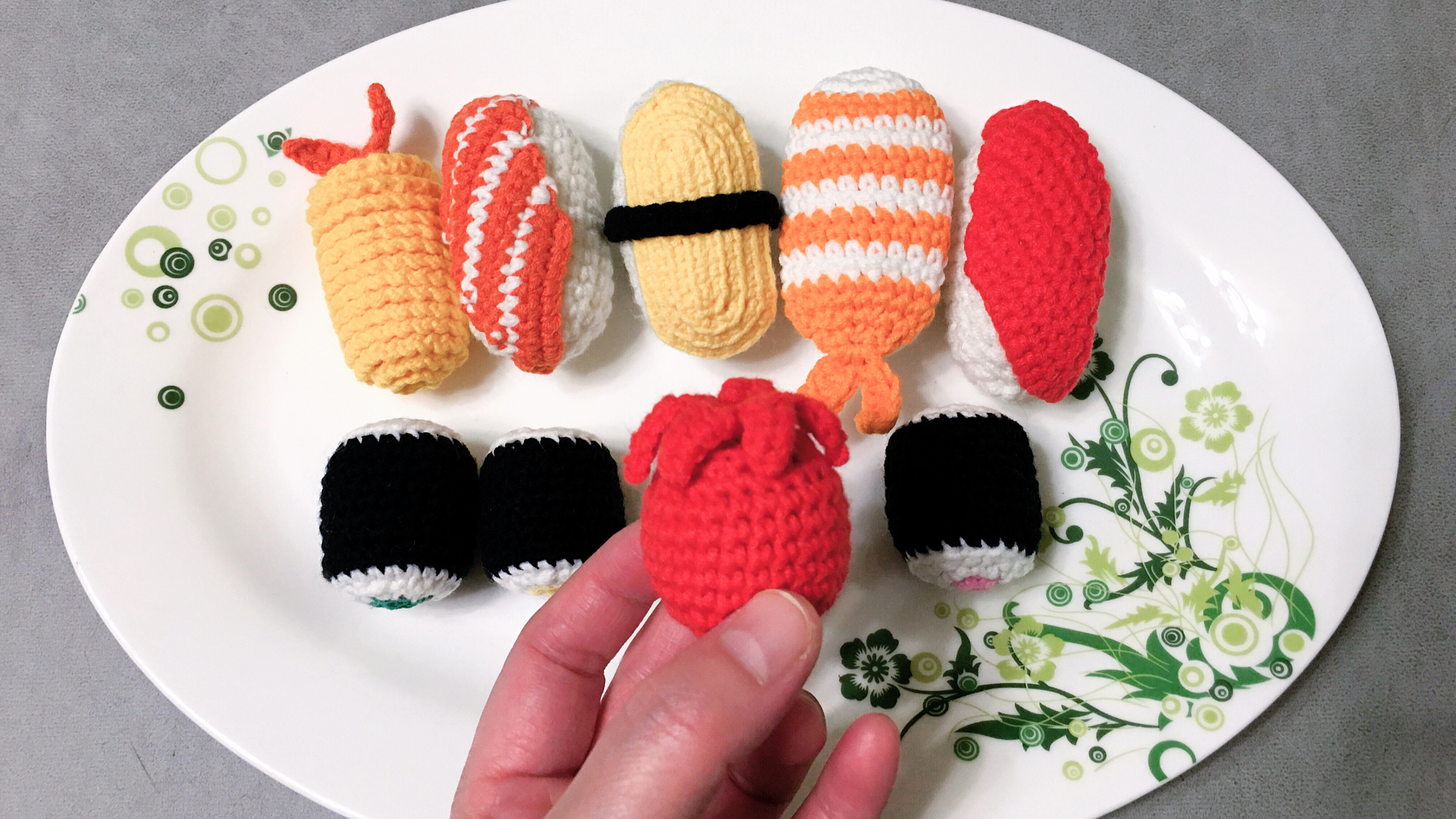 朋友以为我点了外卖,看了会馋的寿司拼盘,可爱小墨鱼仔教程