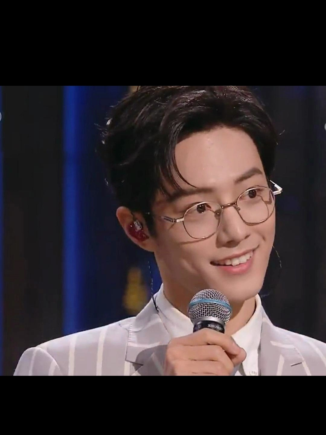 谁还没有看过竹石的这段采访,肖战 肖战笑容暴击
