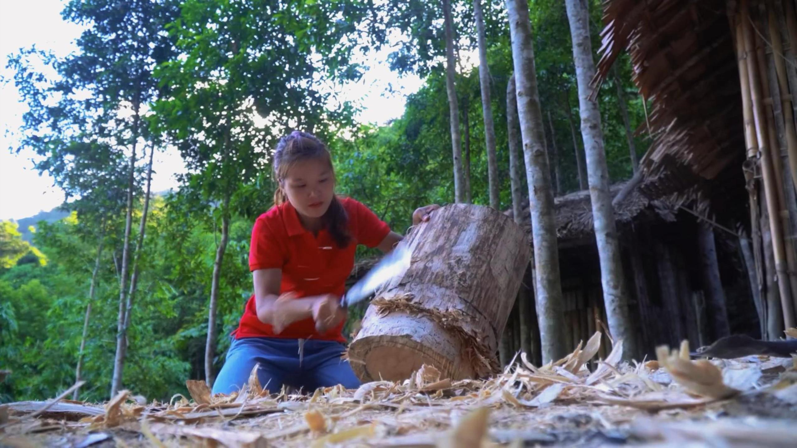 找一节原木,亲手制作木蒸笼!传统的器物制作真难啊!