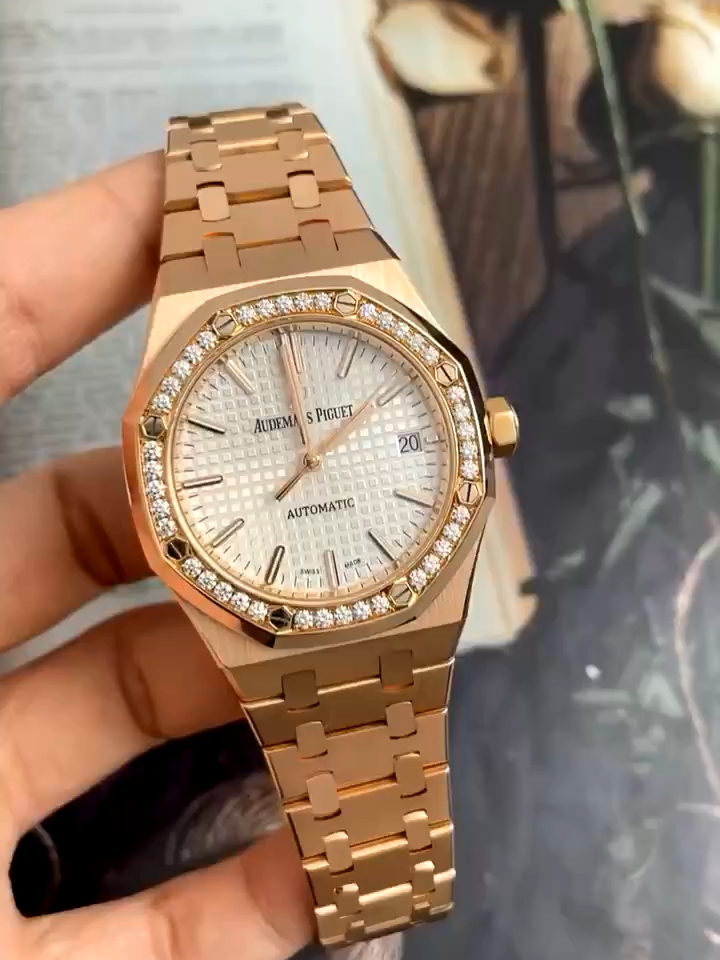 爱彼皇家橡树系列18k玫瑰金原镶钻自动机械中性表
