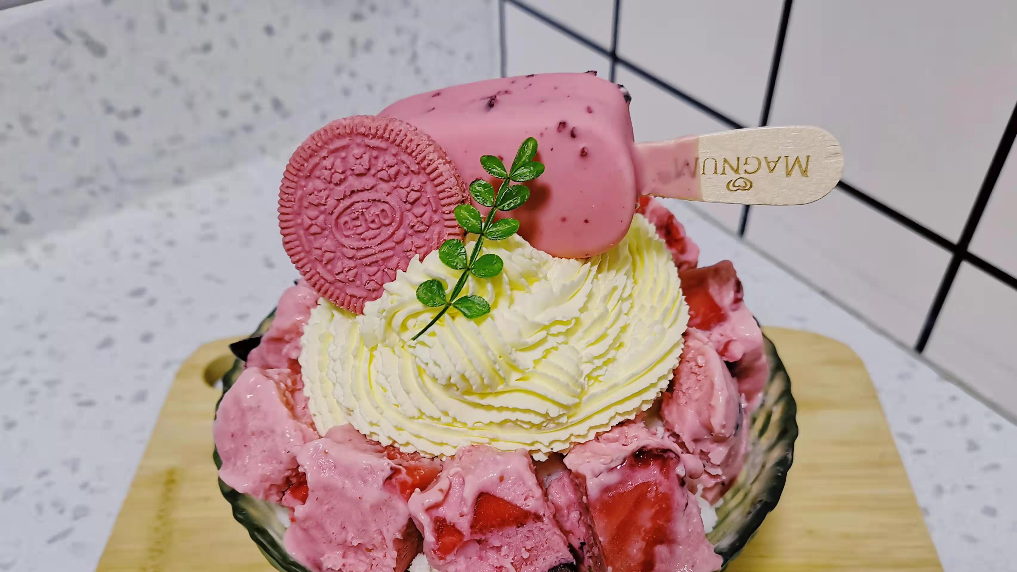 美食记录|在家自制草莓味牛奶雪花冰