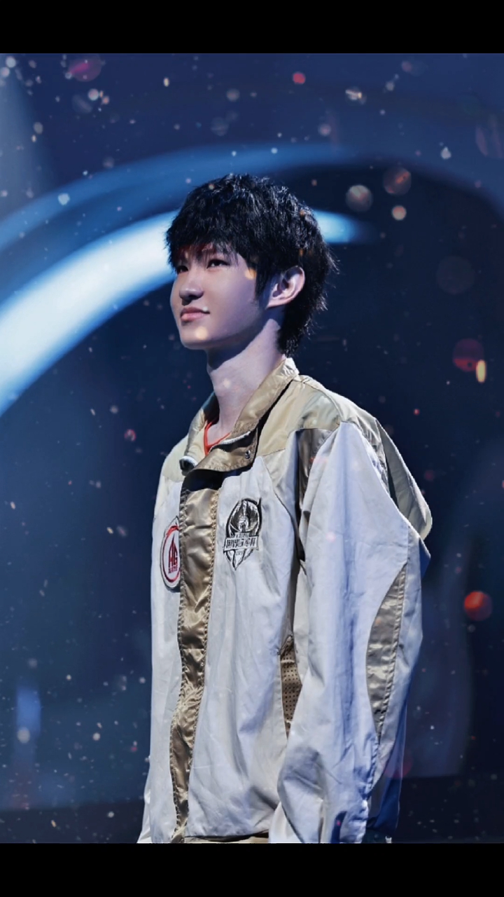 ag一诺:故事很简单,遇见了你们,我很欢喜