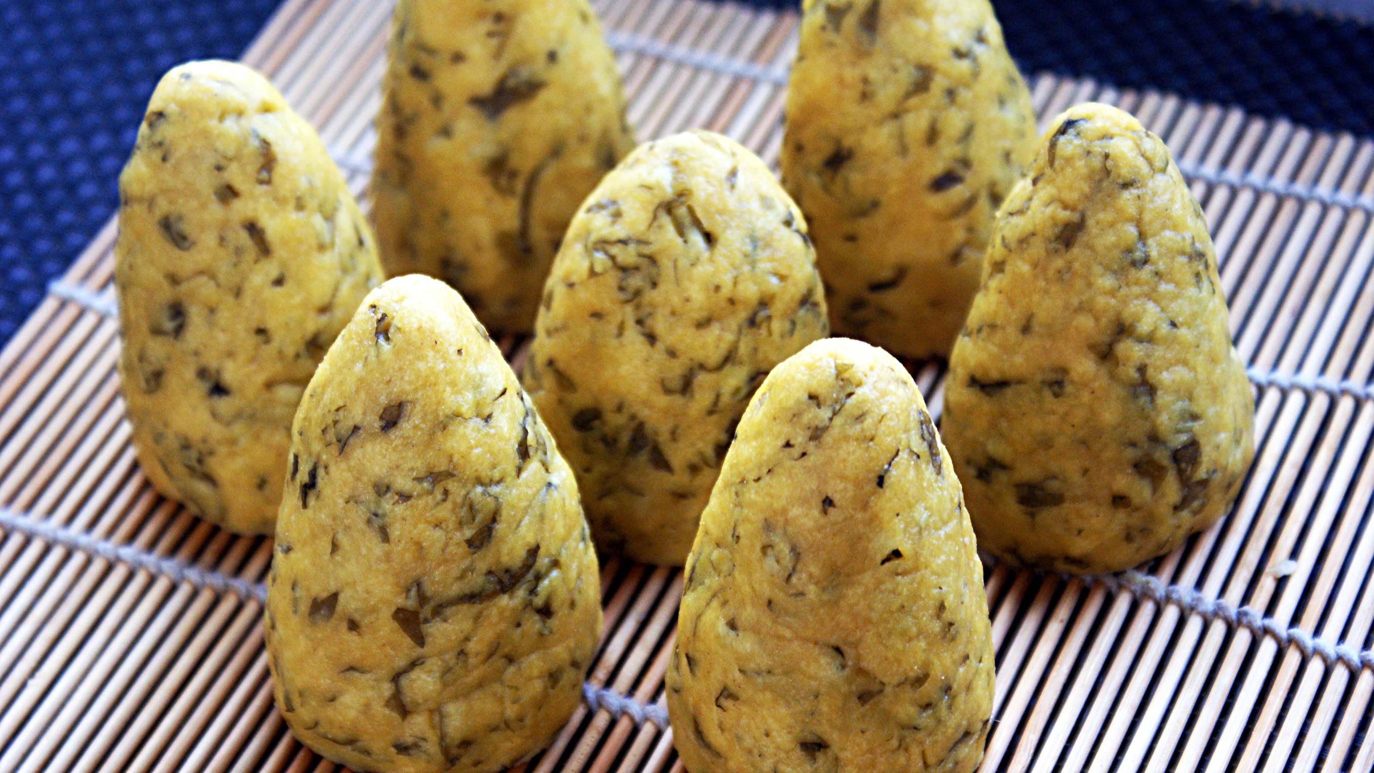 三合面的杂粮菜窝窝,多吃粗粮对身体好,还低脂低卡