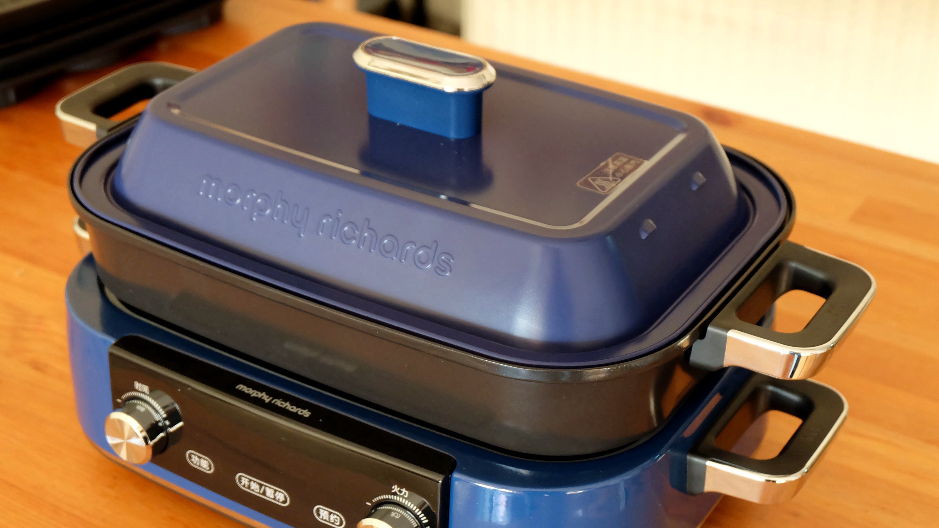 摩飞多功能锅为什么受欢迎?一起来看看开箱视频,看明白再去买