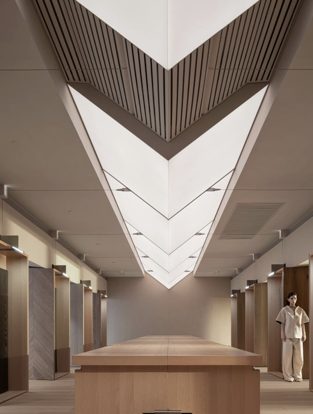 很特别的工装空间吊顶分享