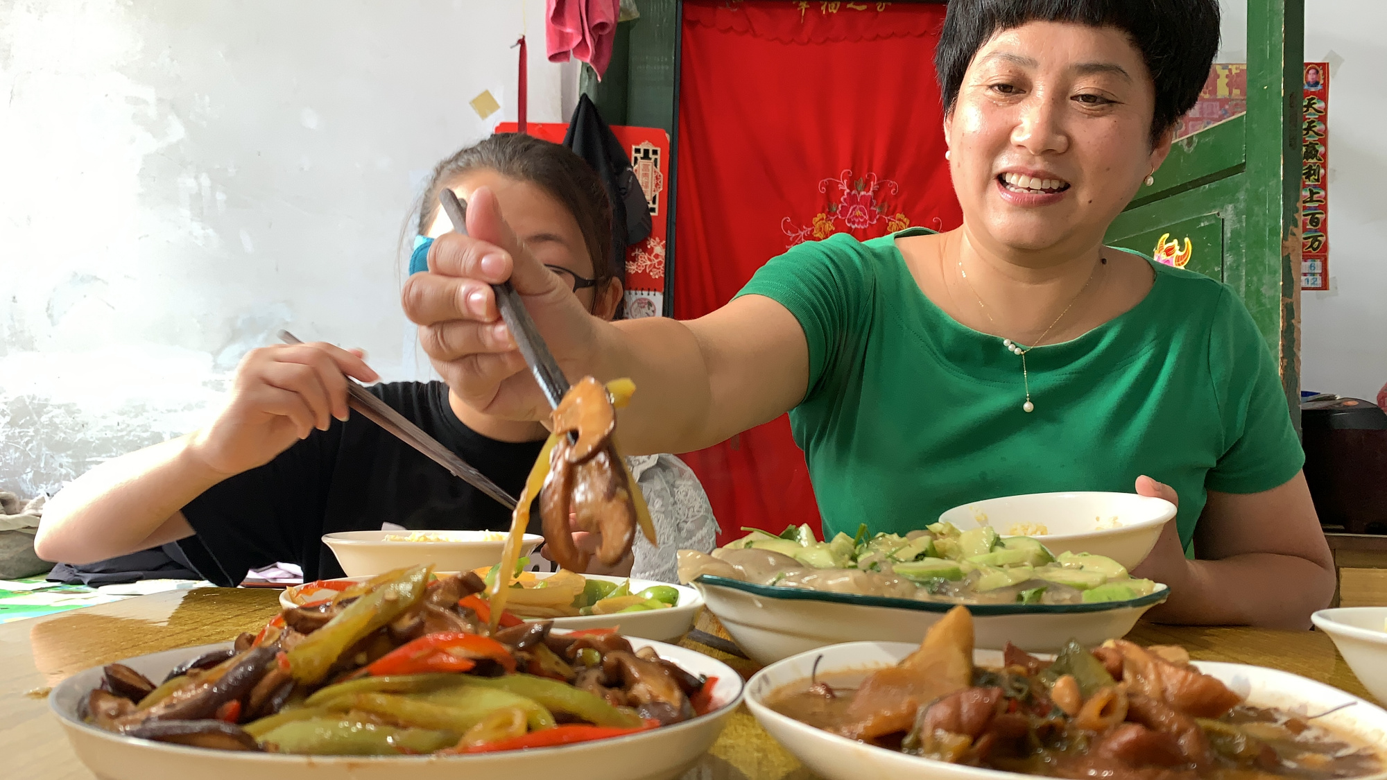 做个家常素炒香菇，简单美味，营养丰富，比香菇油菜还好吃