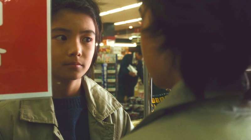 豆瓣高分日本佳作影片，小偷家族，一家六口竟靠偷东西维持生活,影视,伦理片,好看视频