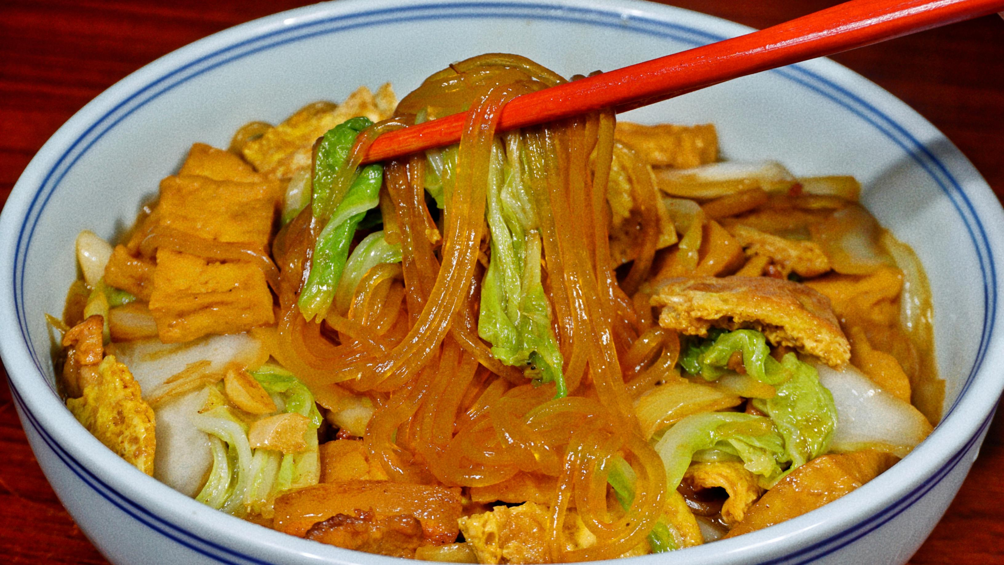 白菜炖粉条这样做太好吃了,出锅鲜香入味,上桌十分受欢迎