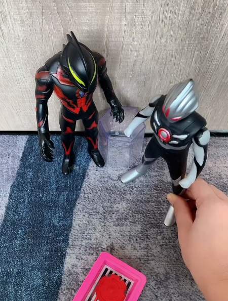 贝利亚把小欧布吃掉了,看看欧布爸爸怎么解救小欧布-度小视