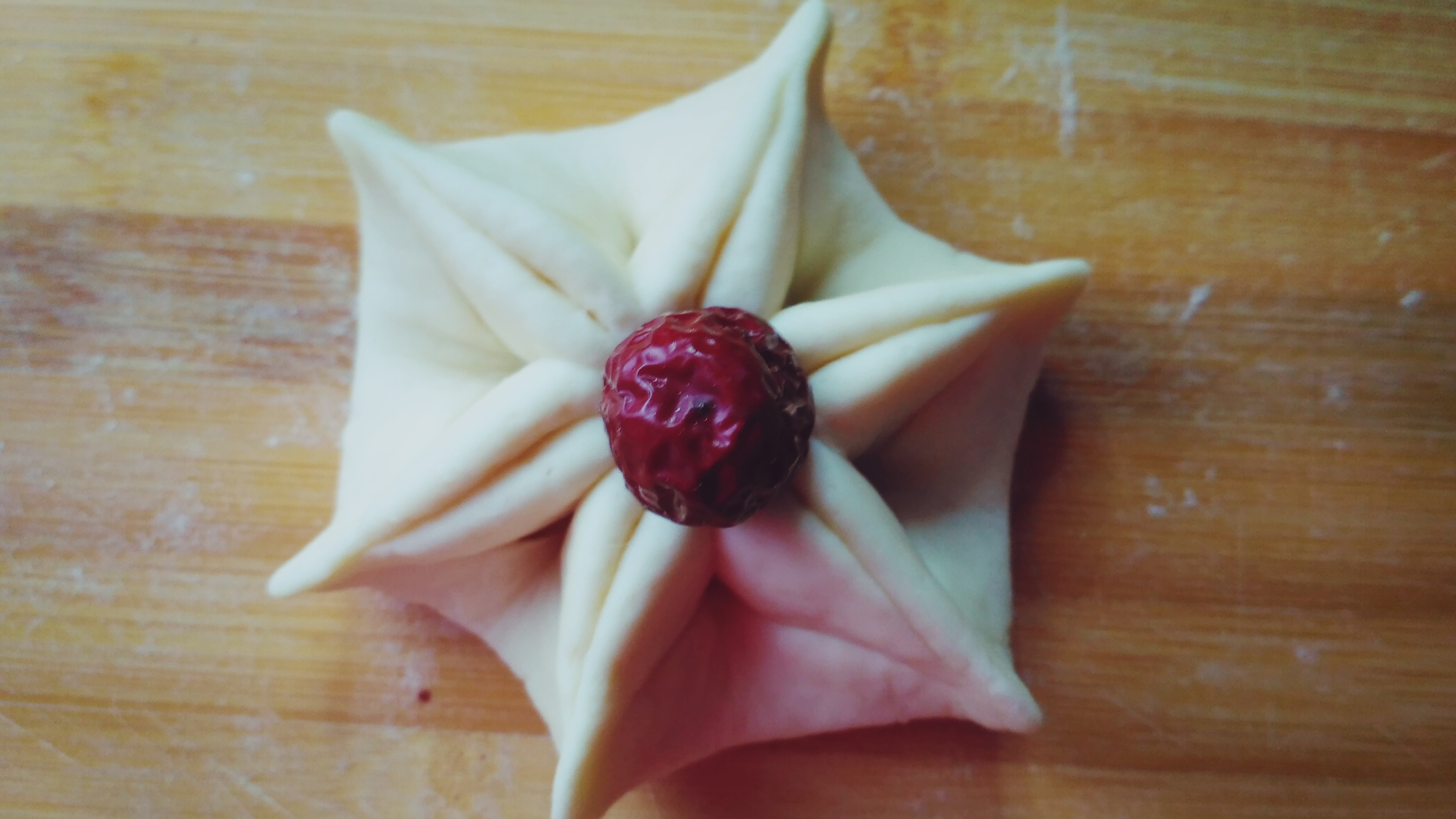 喜欢花样面食的看过来,2款花色,简单易做