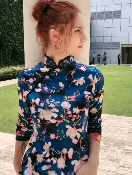 24岁的意大利洋媳妇,穿上旗袍,太好看了 旗袍-度小视