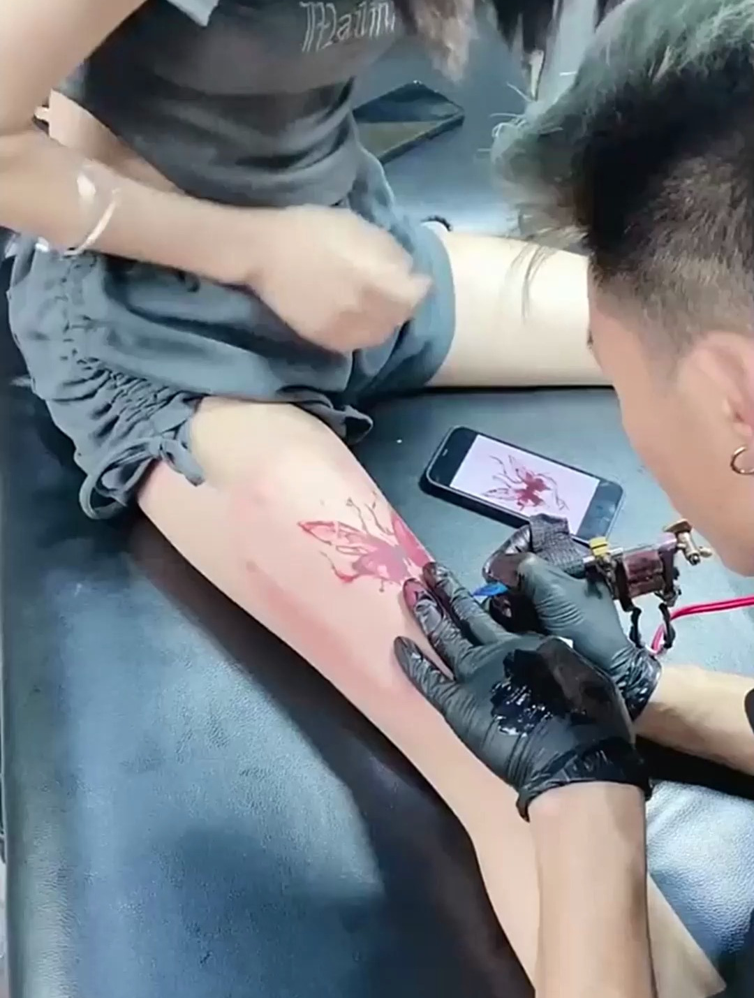 女朋友发来一段视频,纹身纹这个地方,是个男人都接受不了吧