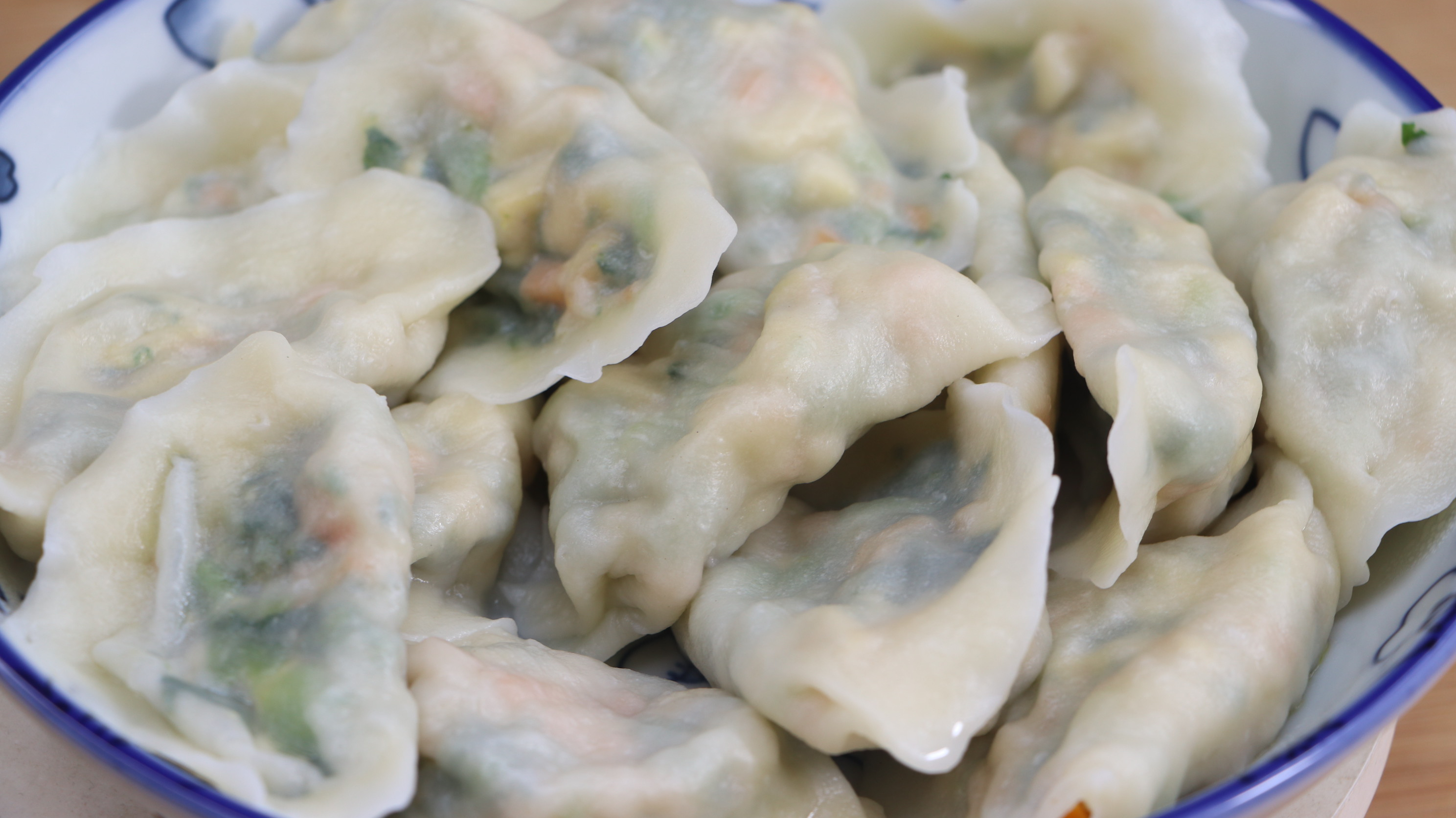 夏天爱出汗,多吃素馅饺子,几块钱做一锅,营养美味,全家都爱吃