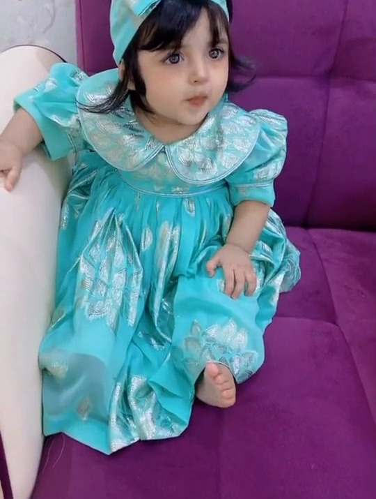 全网最美迪拜小公主上线了,谁还没个公主梦-度小视