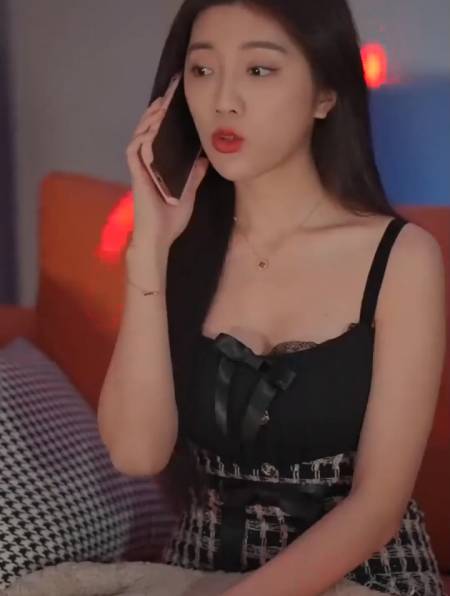 2022-10-083i上官婉婷i702粉丝  关注话说那个海里的小蘑菇到底是啥呢