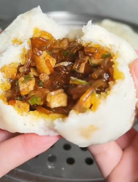 如果你肉包子吃腻了,那就试试这个粉丝豆腐包-度小视