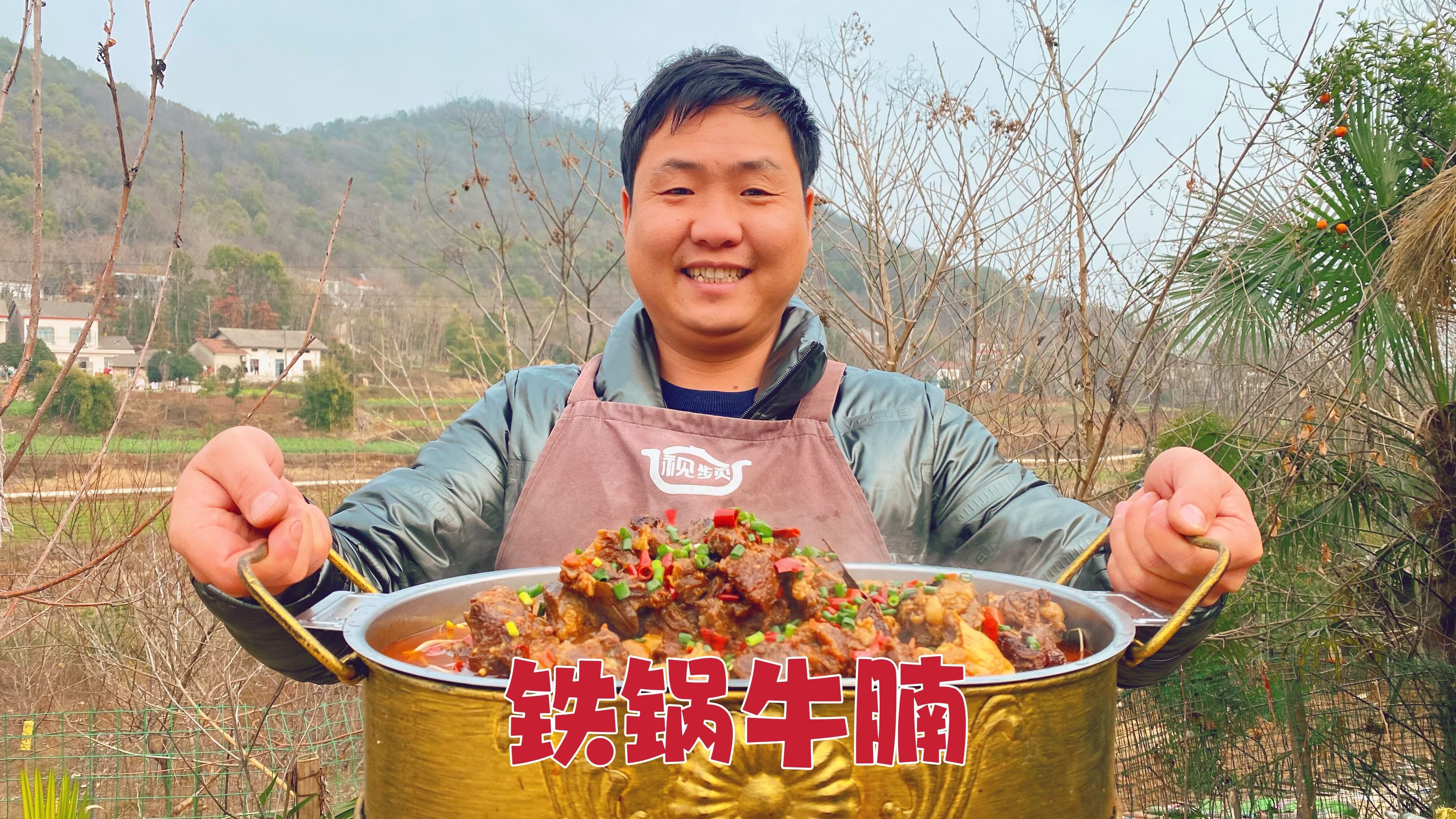 四斤牛腩炖一锅，肉切拳头大，哥俩直接干撑