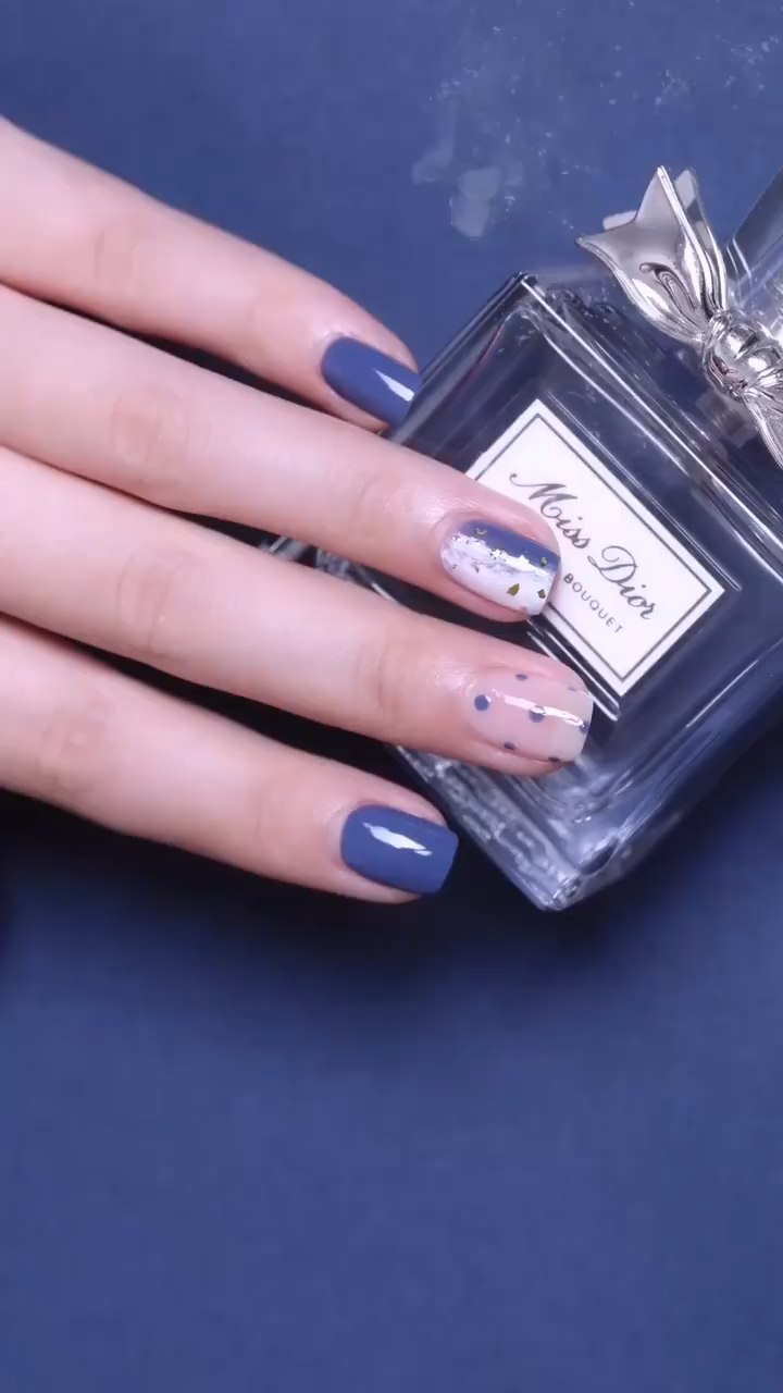 清新蓝色美甲教程