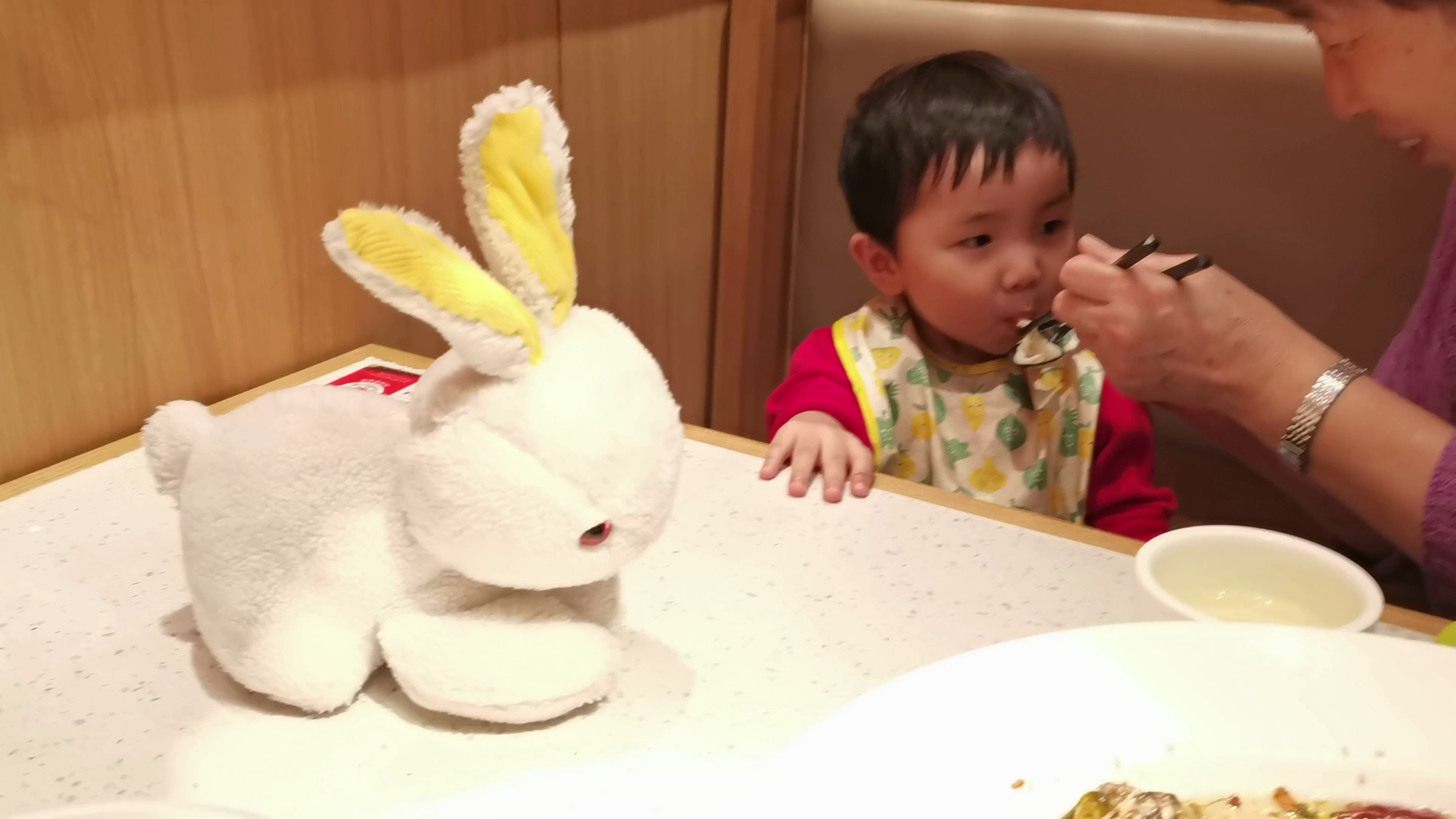 2个人吃酸菜鱼137.9元,地点广东省广州市,这家常菜价格合理吗?