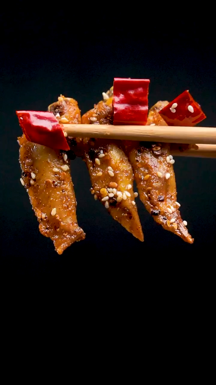 今天做的干锅鸡尖,看着有食欲吗-度小视