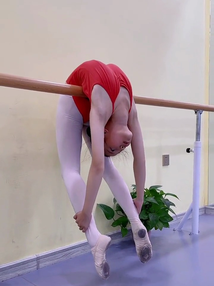 舞蹈生的日常练功!